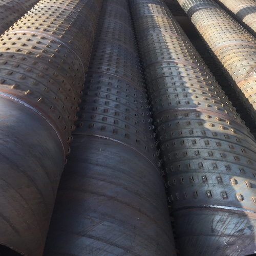 白山孔式滤水管的材质选择